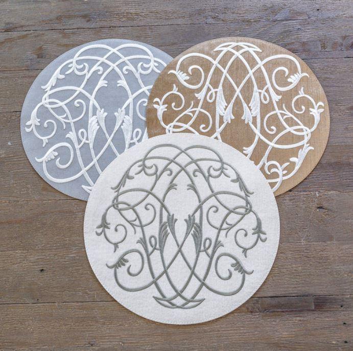 Palermo Baroque Placemat, Bronze (white)