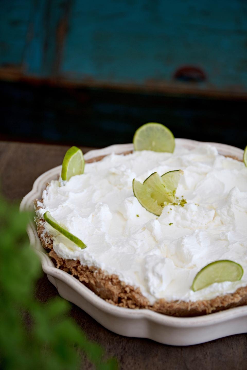 Pie Dish 12", White