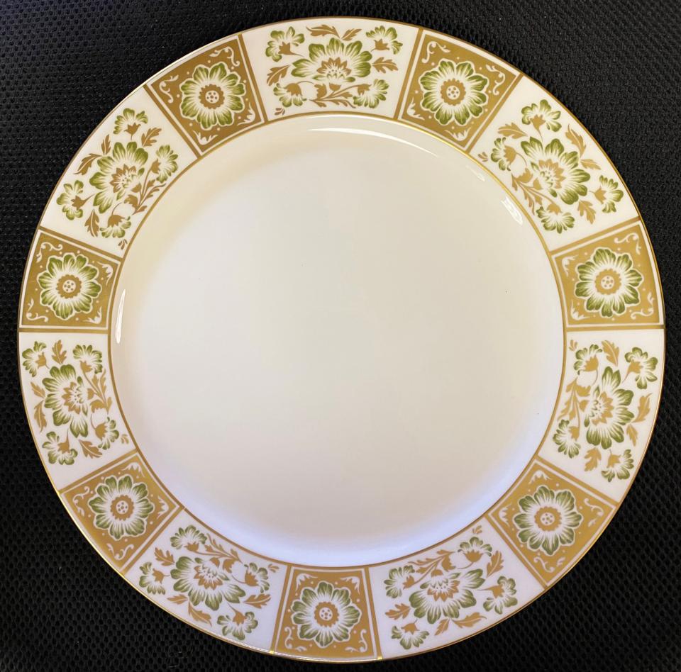 Service Plate