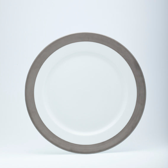 presentation plate (1/2 rim matte platinum)