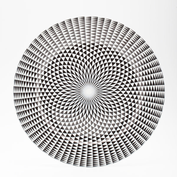 Diamonds black presentation plate