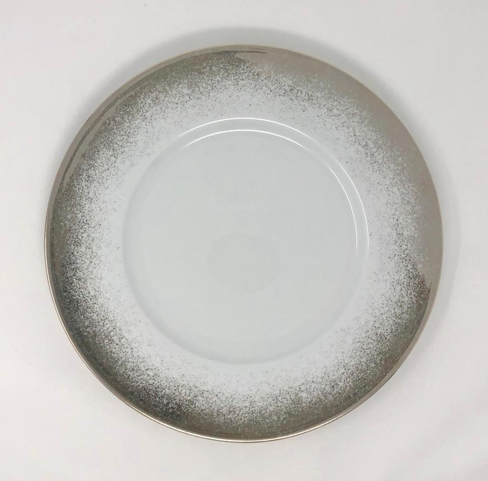 Presentation plate