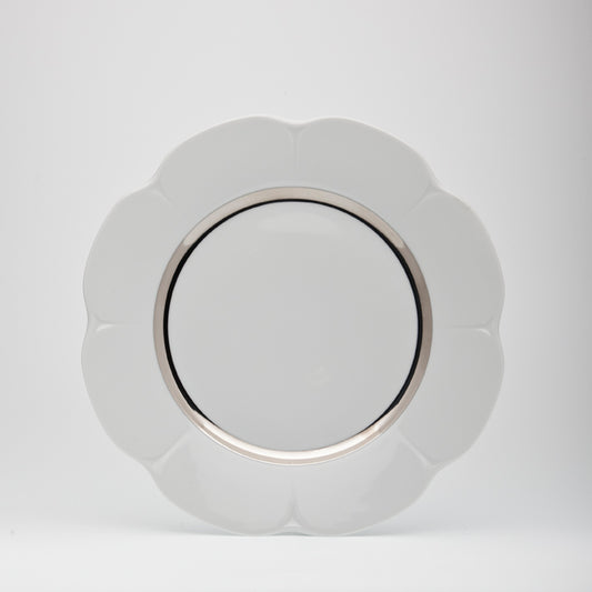 Dinner plate
