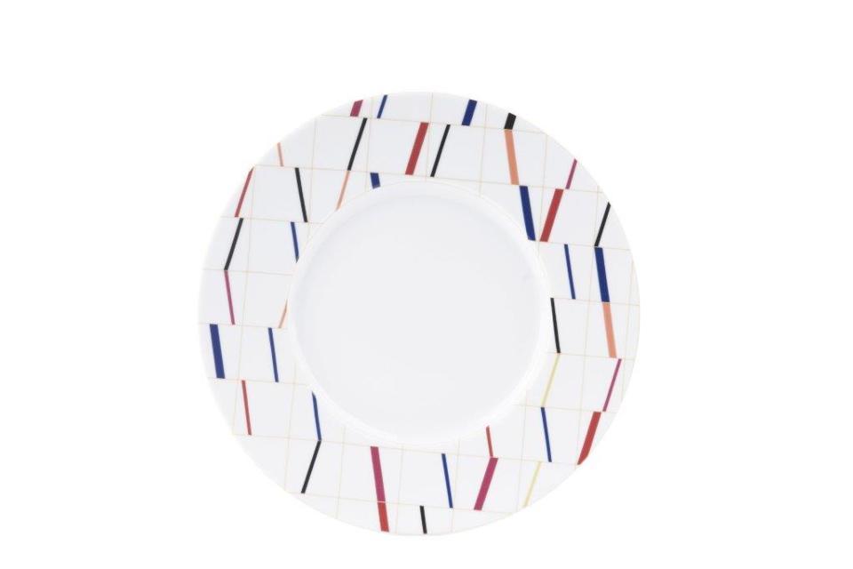 Dinner plate