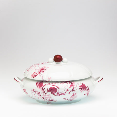 Soup tureen