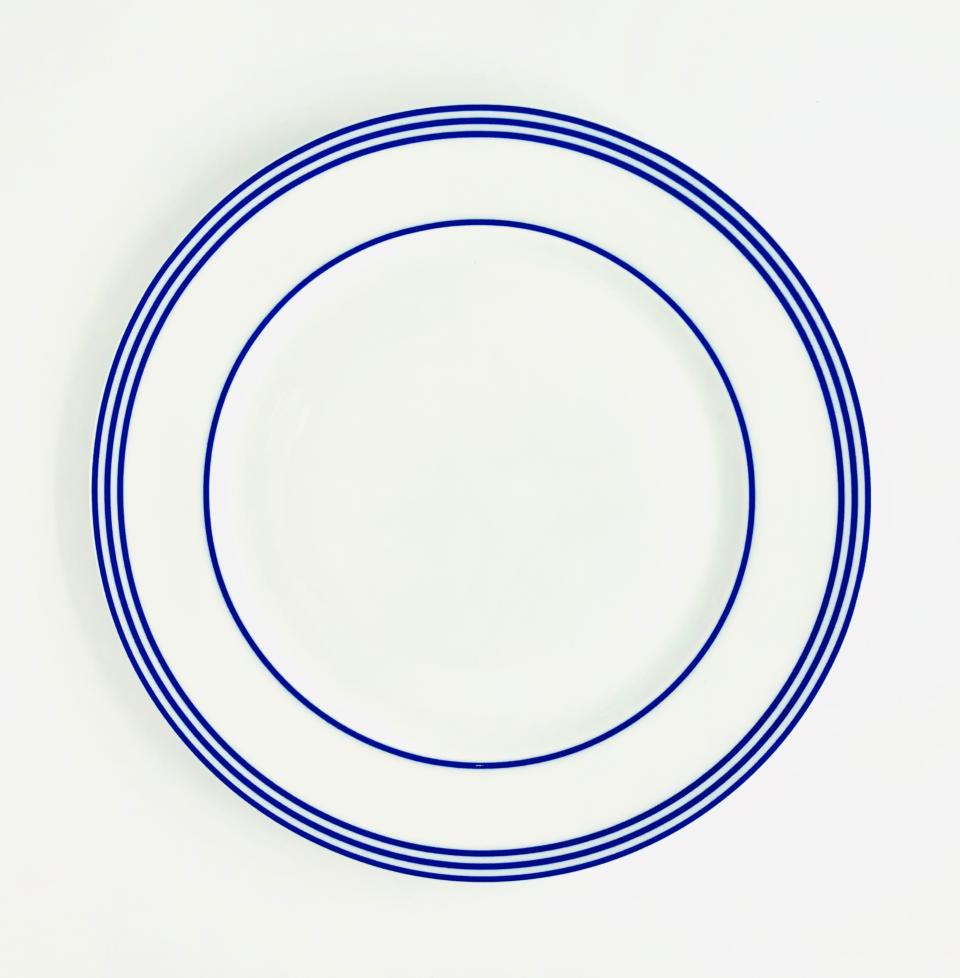 Dinner plate