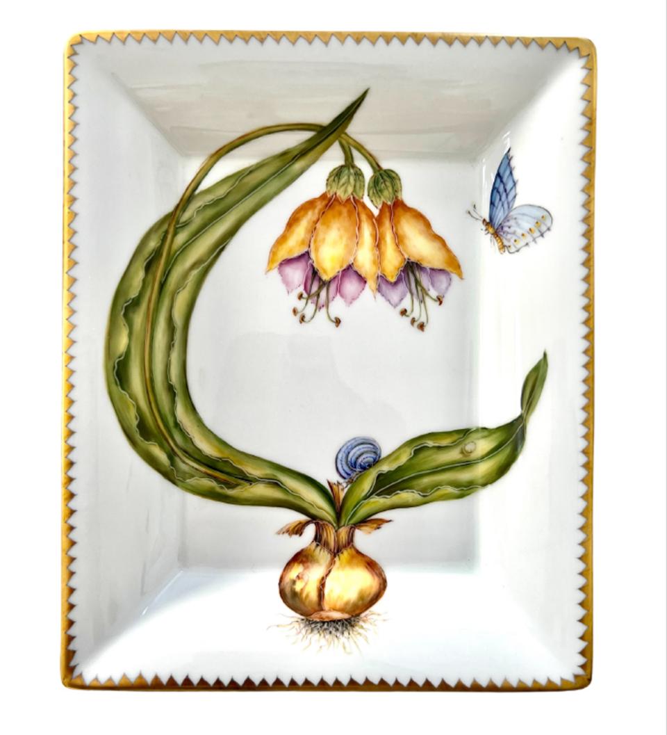 Yellow Buttercup Flower Tray