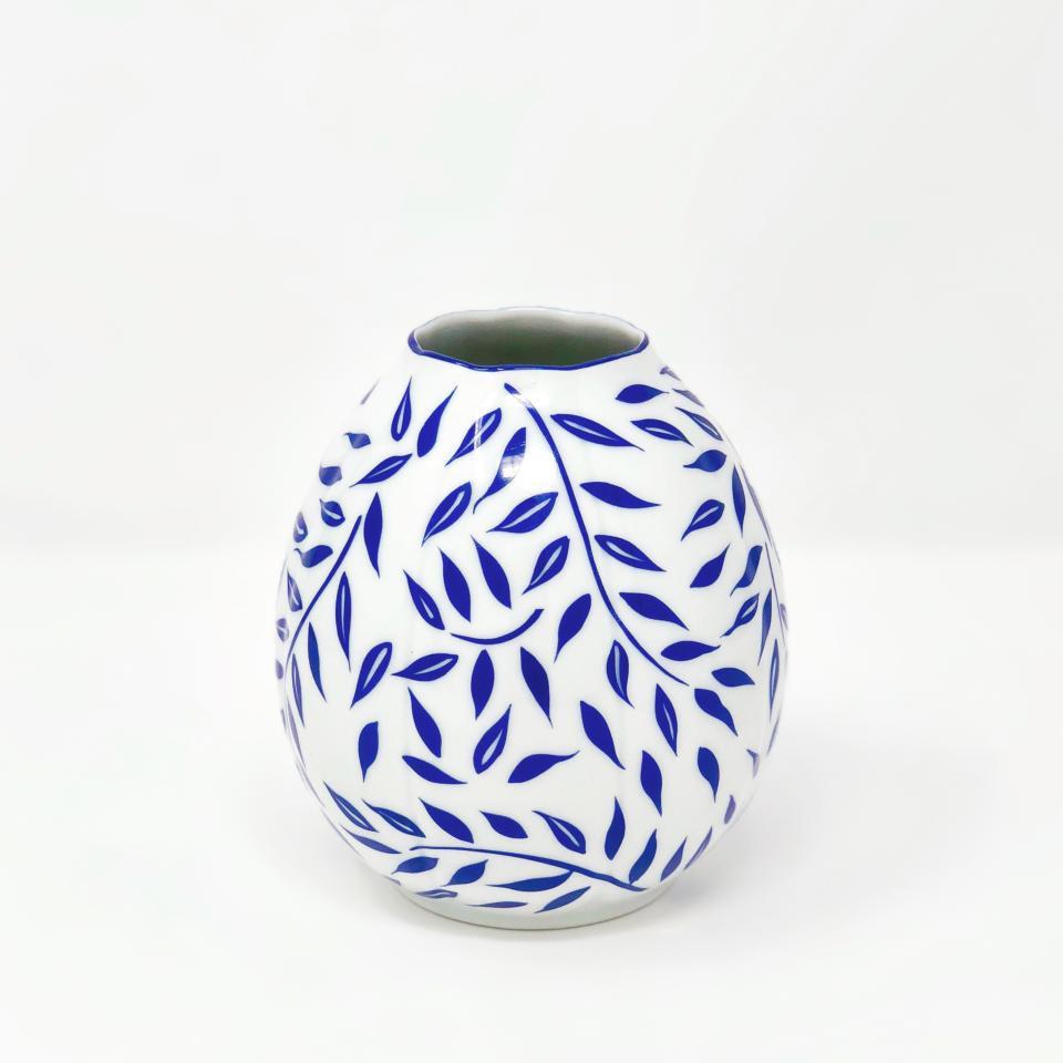 Vase tall - small
