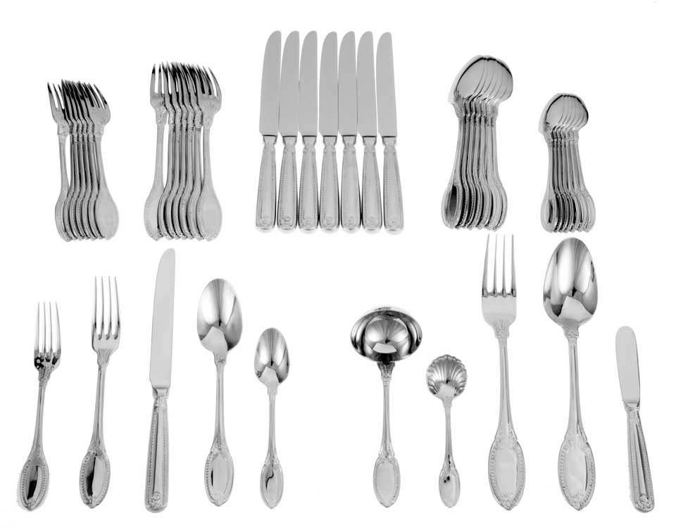 45 Piece Flatware Set
