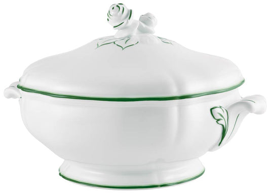 Soup tureen