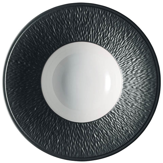 Deep Plate with Engraved Rim 8.9 in