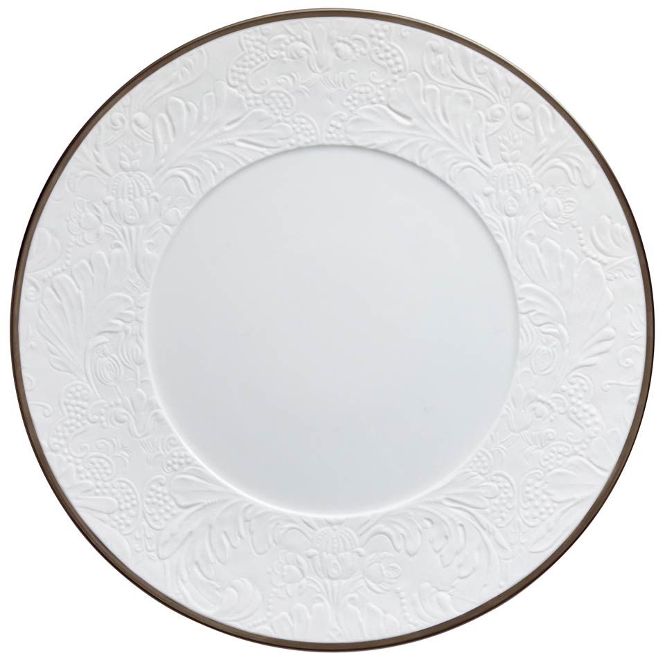 Platinum - American Dinner Plate w/ Engraved Rim 10.6 in