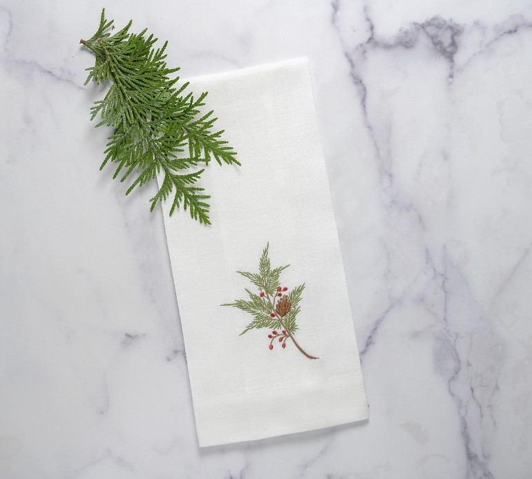 Natale Pine. White (Green)
