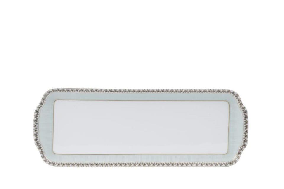 Rectangular cake platter