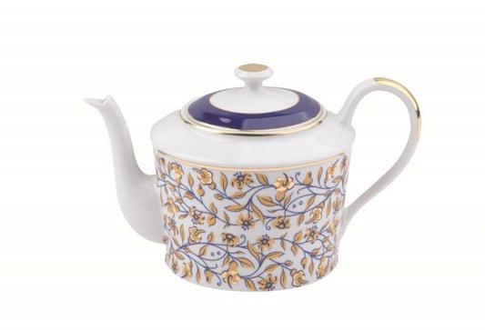 White teapot