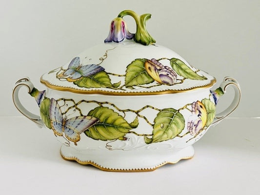 Tomorrow's Antiques Soup Tureen