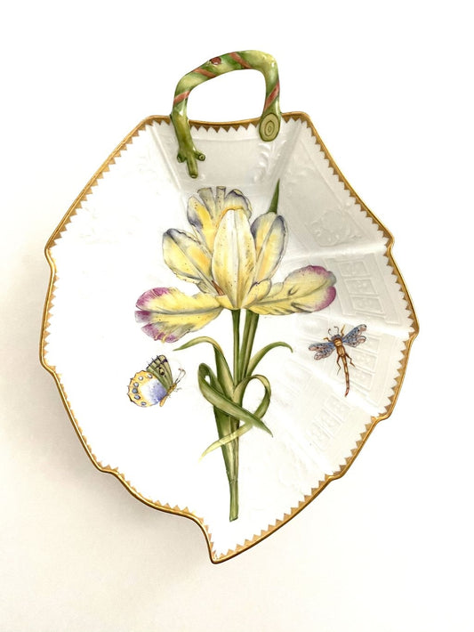 Leaf Plate - Full Bloom Pale Yellow Tulip