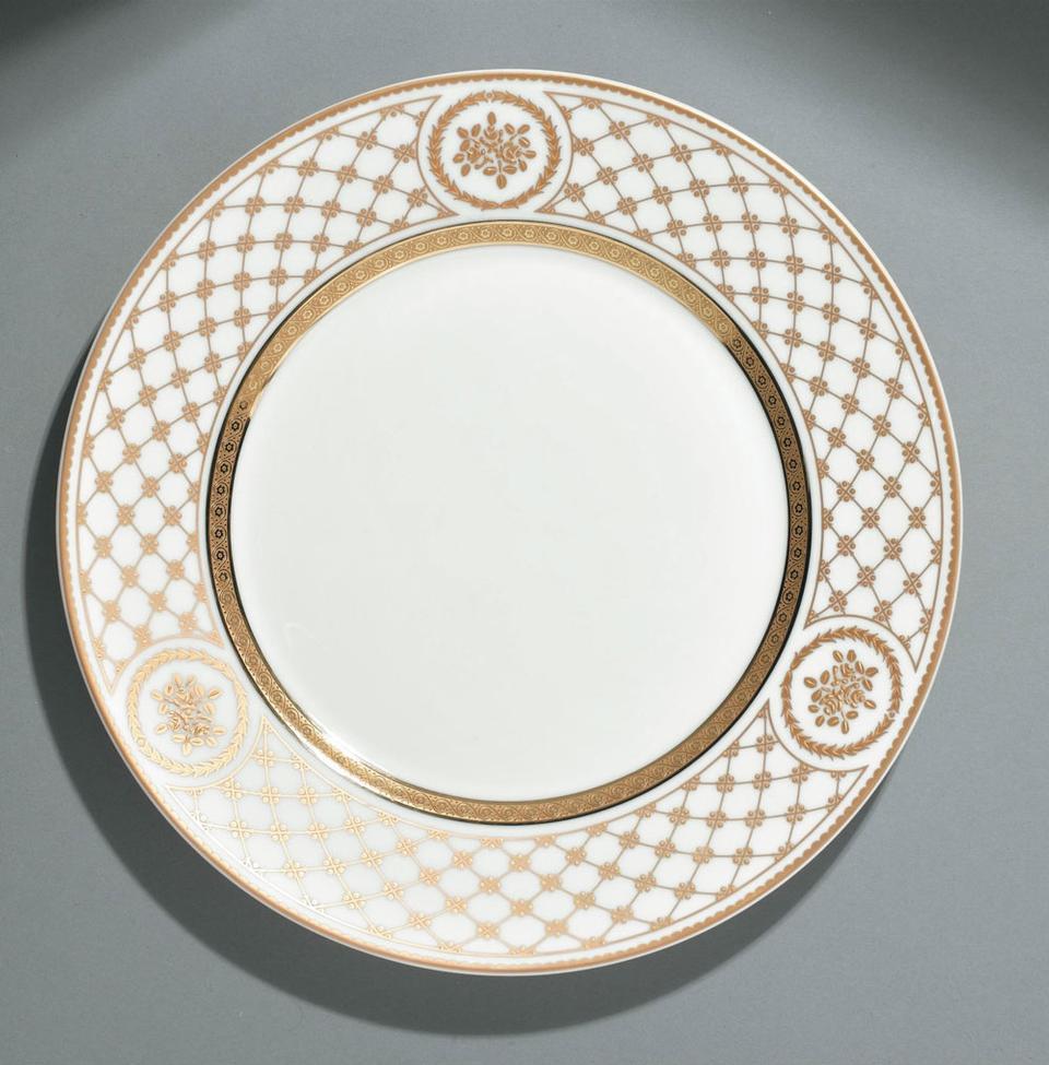 White Tea Saucer Large 6.1 in