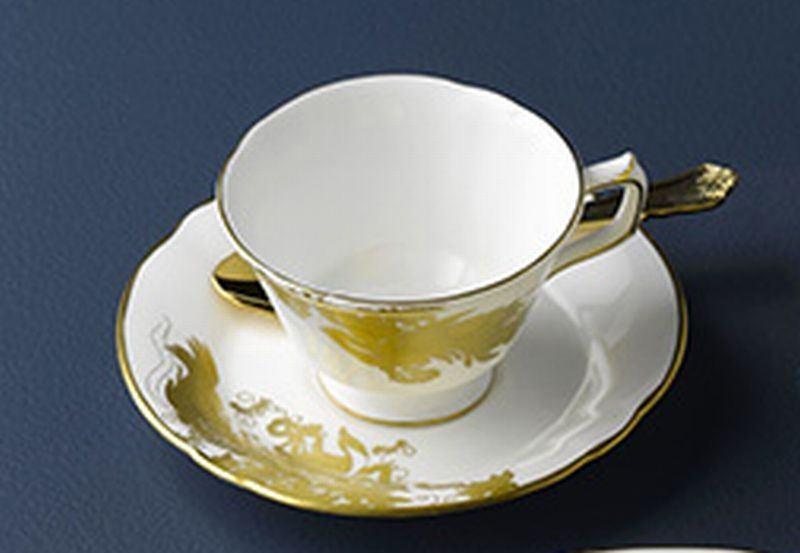 Gold Avesbury Motif cup and saucer