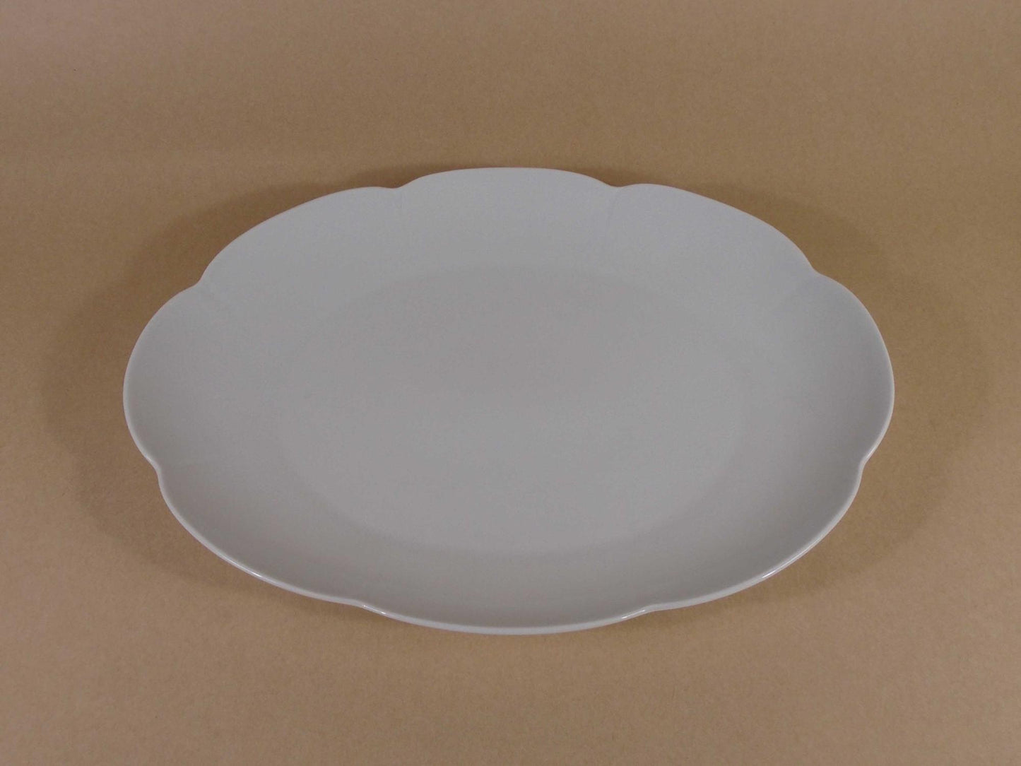 Oval platter small